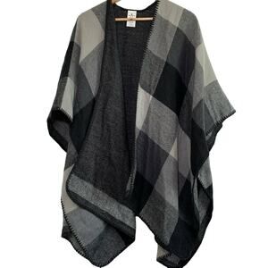 Woolrich Reversible Blanket Wrap Shawl Sweater Cardigan Buffalo Check Black Grey